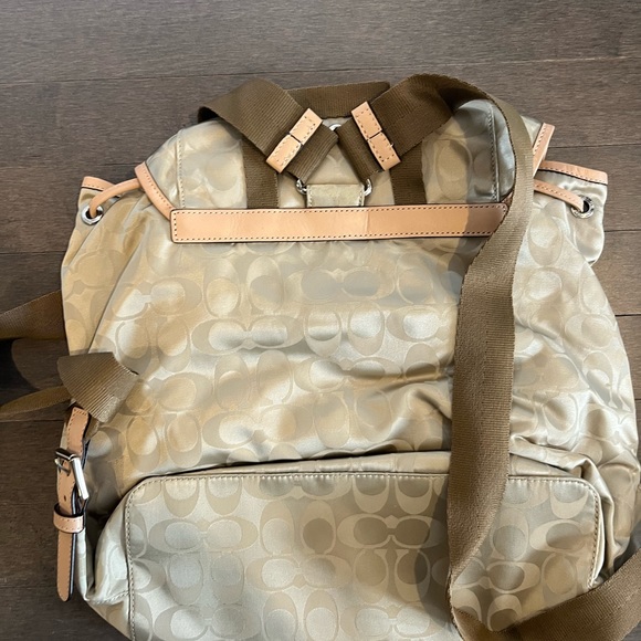 Coach backpack - Picture 2 of 2